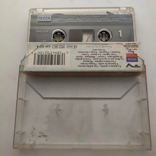 The Essential Pavarotti cassette tape like new, Decca 1991