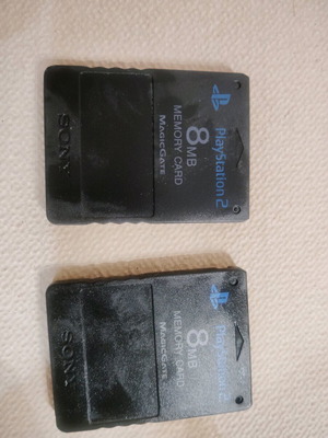 Playstation memory cards like new, sold together