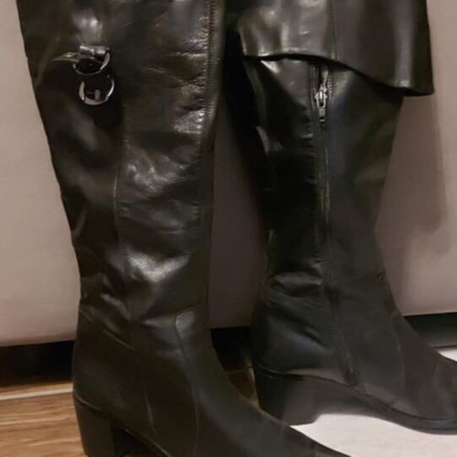 Black boots used, size 38, versatile style