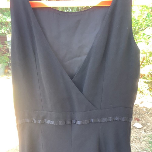 Jigsaw dress XS midi length black like new