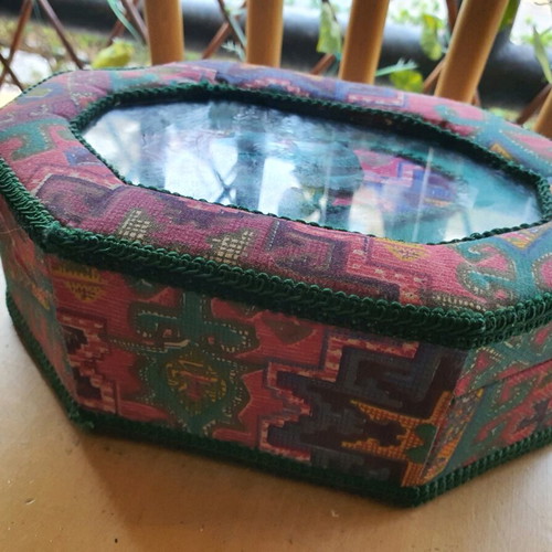 Vintage jewelry box like new, green