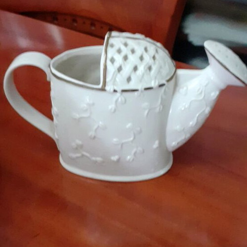 Decorative ceramic watering can with embossed pink roses 16 cm like new