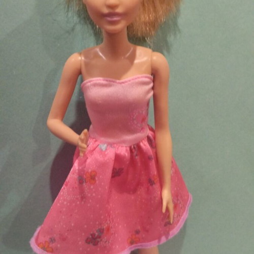 Barbie Fashionista doll like new