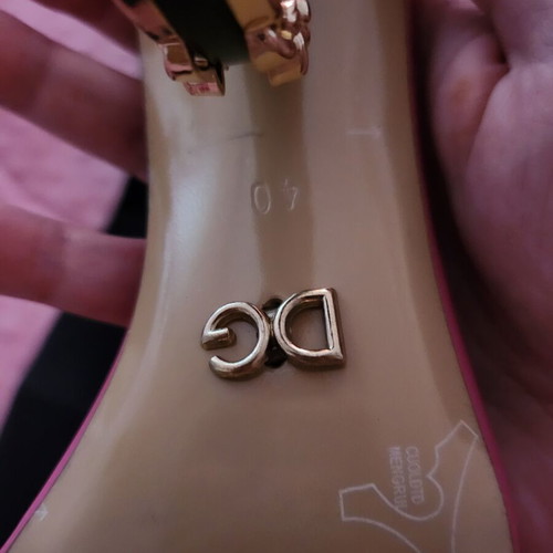 Dolce & Gabbana pink heels new, size 40