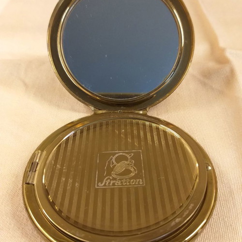 Stratton vintage English powder compact used