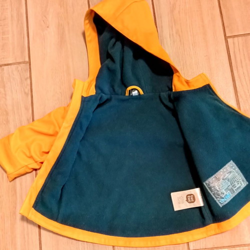 TucTuc waterproof baby jacket 68 cm 6 months with fleece lining like new