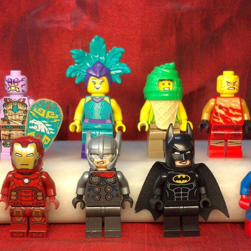 Lego 122 figures like new