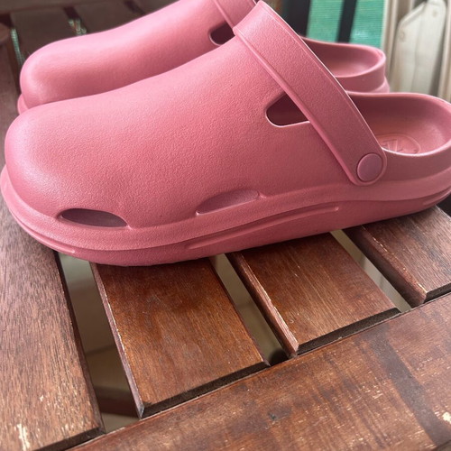 Pink plastic clogs type sabo Zara like new, size 37