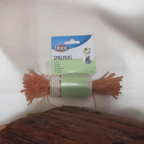 Pet toy new, made of natural rattan for small animals