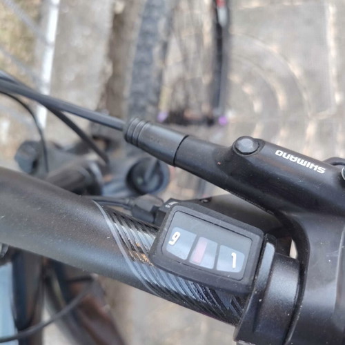 Sprint 29" mountain bike with disc brakes and front suspension