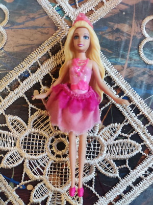 Barbie mini ballerina doll used