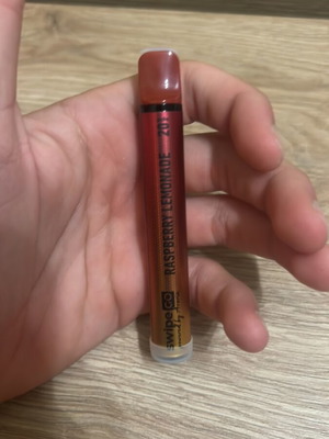 SwipeGO vape 600 puffs raspberry lemonade