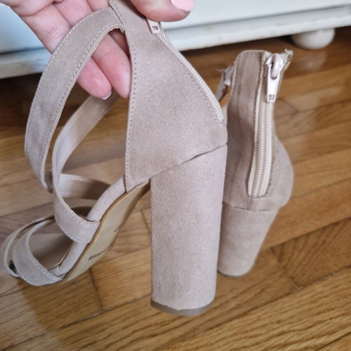 Sarigiannis Beige Suede Sandals Size 37 Like New