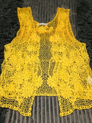 Knitted handmade vest new size M