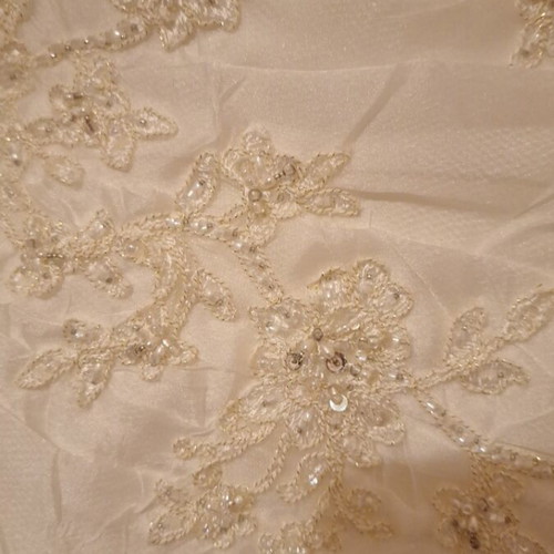 Pronovias Barcelona wedding dress size 42 like new, strapless princess