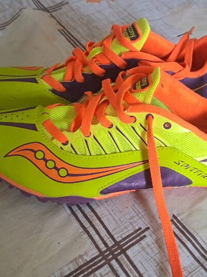 Saucony νρ 38.5..παπούτσια στίβου για σπριντ..