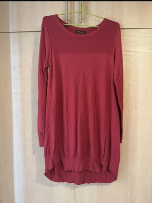 Finery fuchsia sweater dress size M/L like new, soft fabric