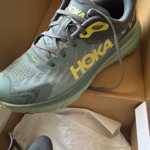 Hoka One One Athletic Shoes like new, turquoise, size 39