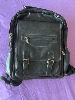 Backpack made of faux leather like new, black