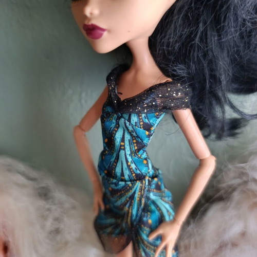 Monster High Cleo de Nile G1 2013 Frights Camera Action! doll used with Santa outfit gift