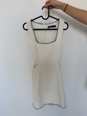 White Zara dress short like new, size small