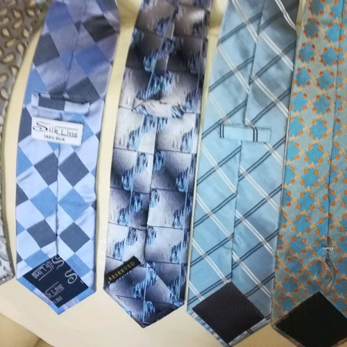 Branded ties used, set of 10 pieces