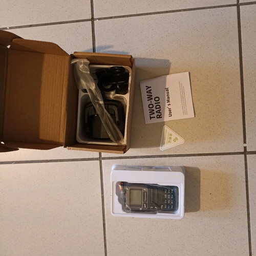 Quanshseng UV-K5 wireless radio new with 8 bands and flashlight