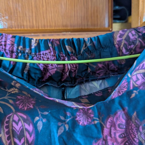 Vassia Kostara skirt large like new, multicolor