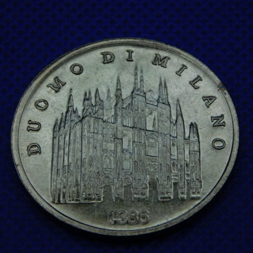 Duomo di Milano Madonnina souvenir medal, Italy