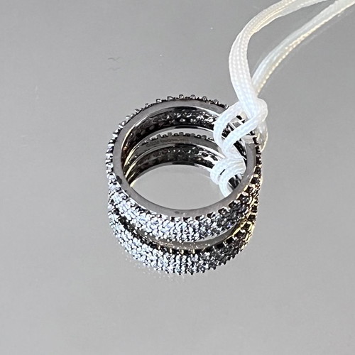 Vogue .925 Solid Silver Ring new, platinum plated with zirconia