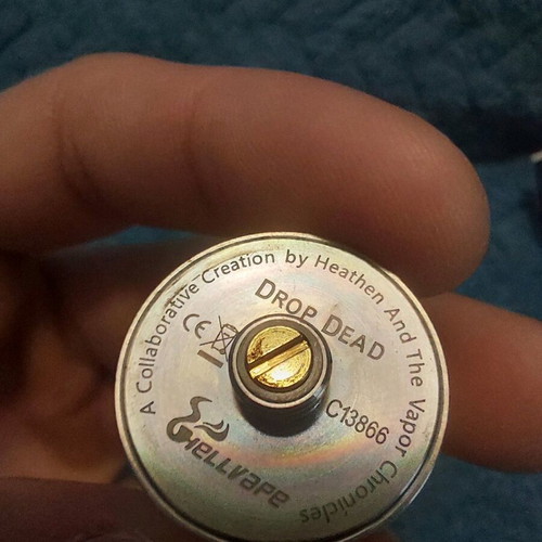 Drop Dead RDA used, Bloody Mess color with original tip