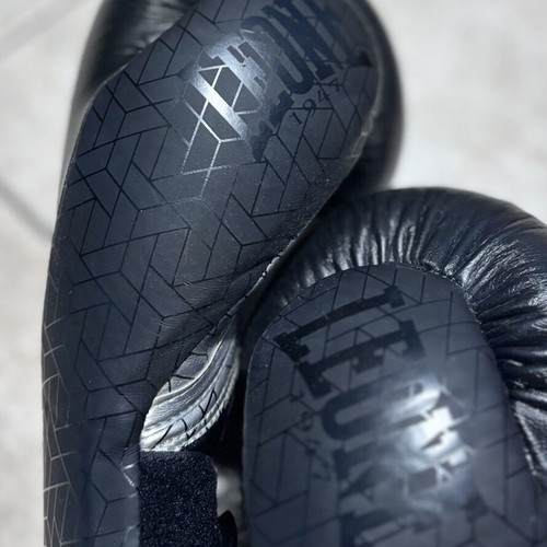 Leone 1947 16oz Texture Block boxing gloves refurbished, black