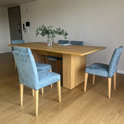 Wooden dining set with 6 chairs used, solid oak table
