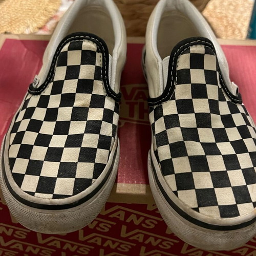 Vans Of The Wall SlipOn kids shoe No 30 like new