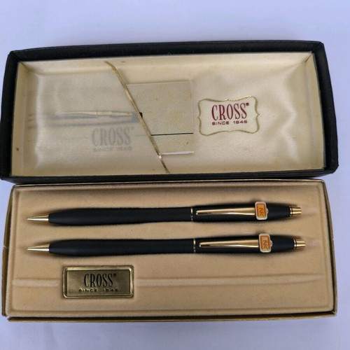 Cross Century set of two pencils like new in black with box