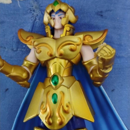 Saint Seiya Saint Senya Leo Gold Saint figure with blue cape