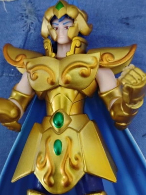 Saint Seiya Saint Senya Leo Gold Saint figure with blue cape