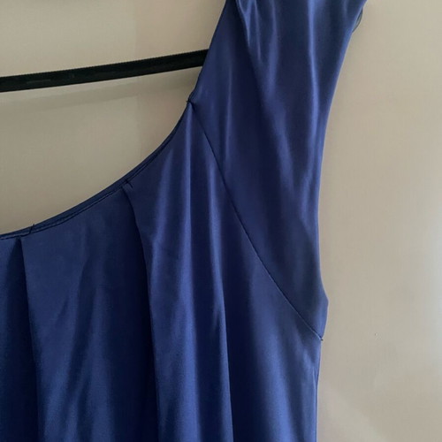 Dress like new, size L, length 1 m