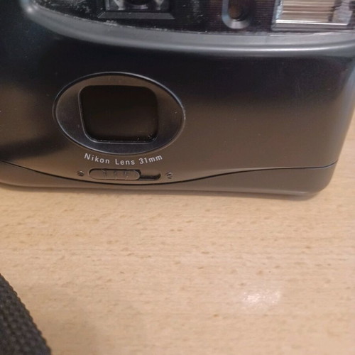 Nikkon EF200 film camera vintage used