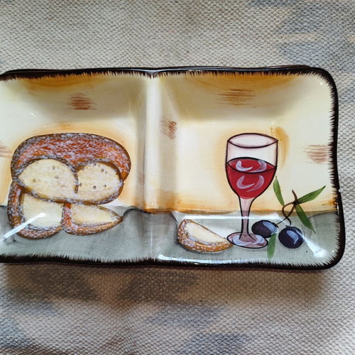 Ceramic hand-painted appetizer plates set of 2, like new