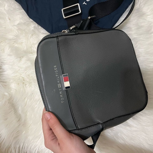 Tommy Hilfiger crossbody bag gray leather-look new