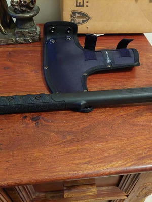 Tactical Elite Force EF 801 decorative hammer by Umarex with reinforced belt holster