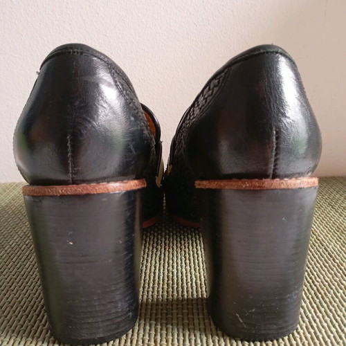See by Chloe leather shoes used, size 38, black and white