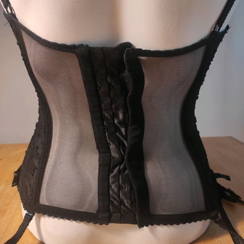 H&M 75C black corset like new with underwire and garters