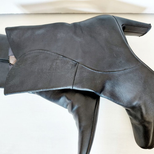 Hispanitas leather black ankle boots size 41 like new