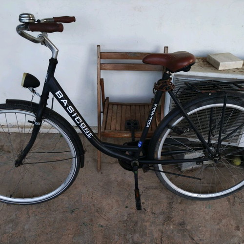 Dutch bicycle used, vintage, black with contra/drum brakes