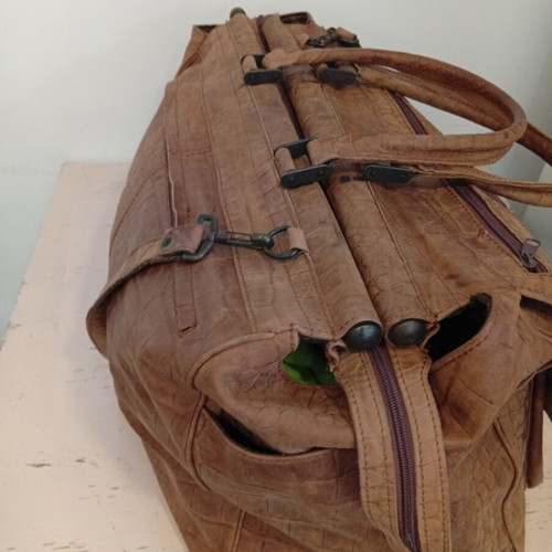 Vintage travel bag used, large capacity, brown