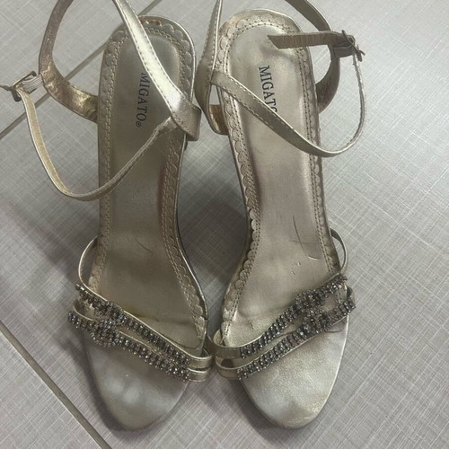 Sandals like new, size 38, black and gold