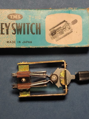 Vintage 3-position switch TMS T-110 like new