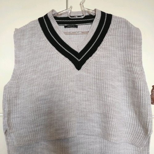 Trendyol women's vest new beige large